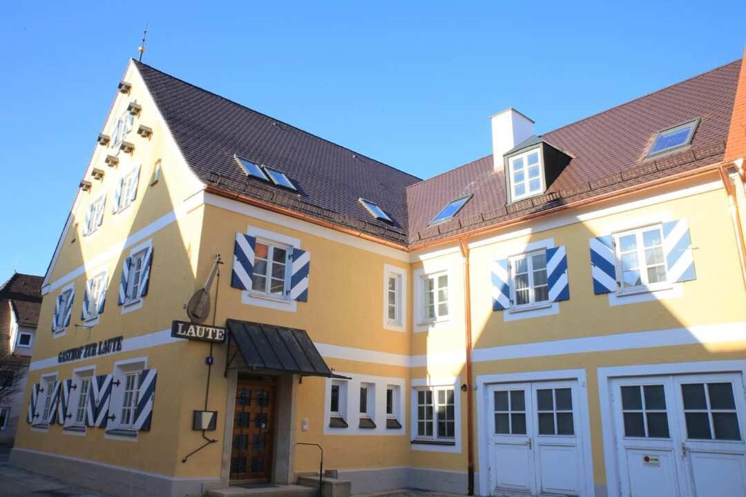 Hotel Und Gasthof Zur Laute ميندلهايم المظهر الخارجي الصورة